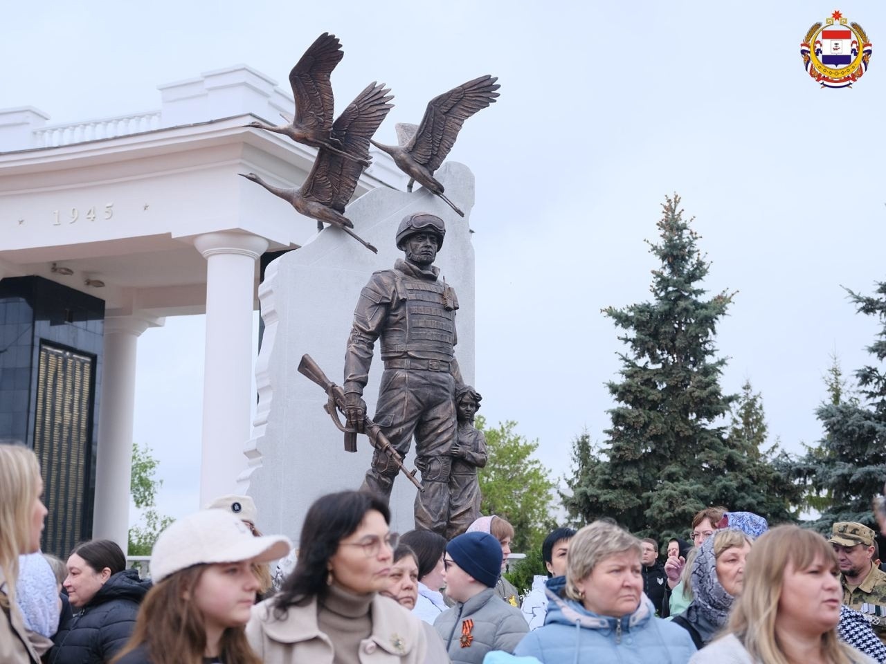 В САРАНСКЕ ОТКРЫЛИ ПАМЯТНИК ГЕРОЯМ АНТИТЕРРОРА.